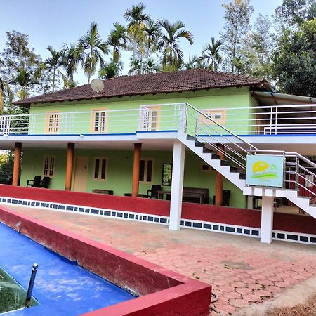 Villa Sambrama Wood House Madikeri Exterior foto